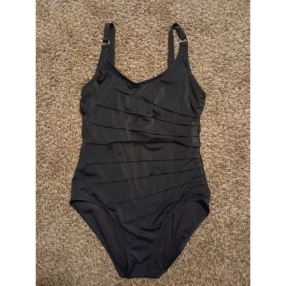 Calvin Klein Women's 16 One-Piece Swimsuit Pleated Black Silver Hardware